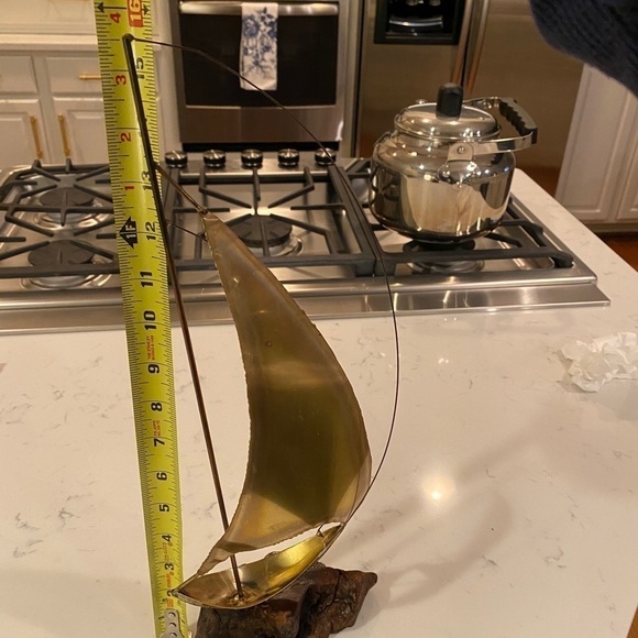 Vintage Mid Century Modern Brass Sailboat, Burl Wood Mount Artist Made - Picture 11 of 12
